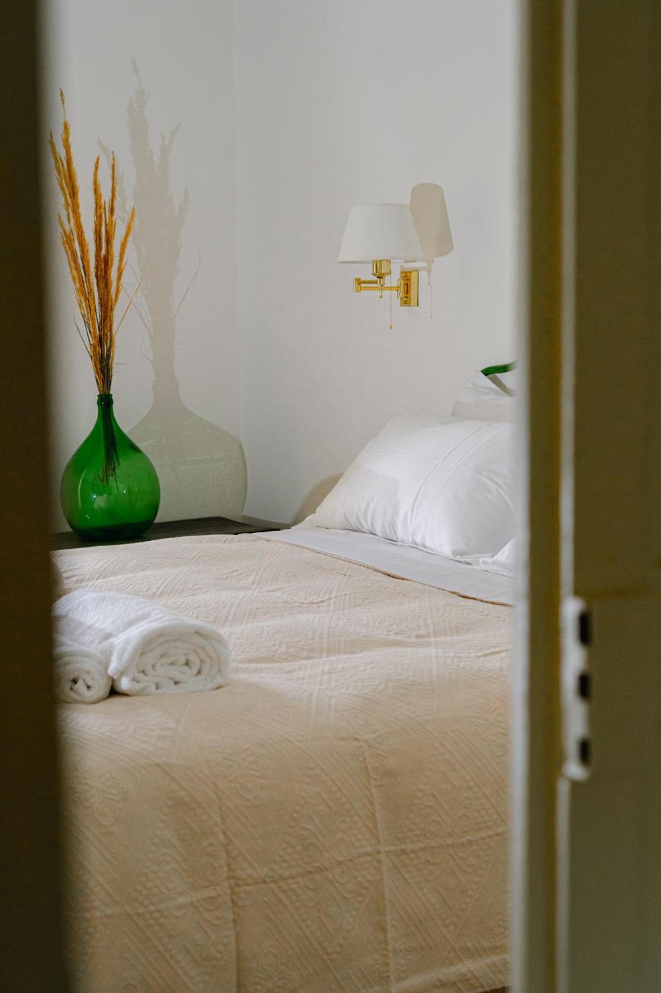 Tenuta Rustica 1519 Roccella Valdemone Habitación foto